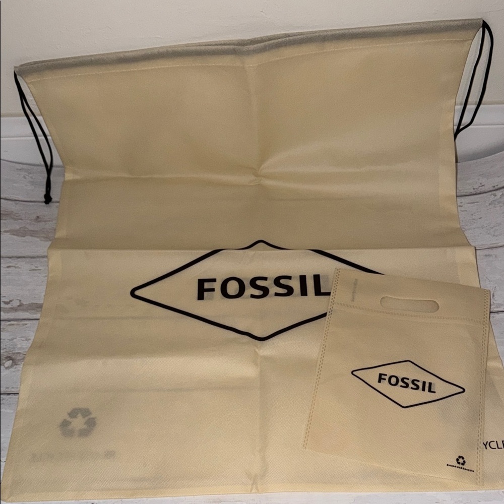 Fossil Small and XLarge Cream Drawstring Dust Bag with Black Logo